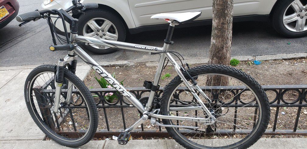 Bike Giant   Rueda 26 