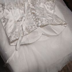 Wedding Dresses 