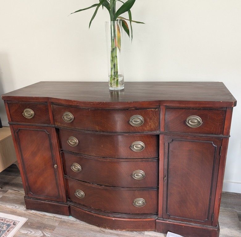 Vintage Bow Front Sideboard Buffet