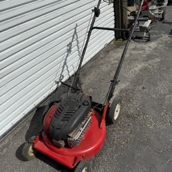 Snapper Hi-Vac Lawnmower With Bag