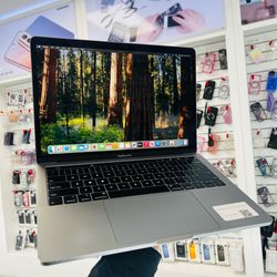 MacBook Pro 2018 512GB 16Ram i5