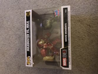 Funko pop exclusive large marvel movie moments hulkbuster vs hulk