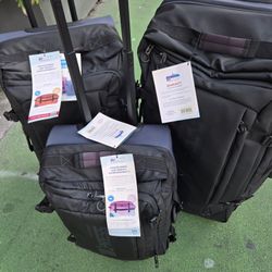 Travel Suitcase 3 Pc.set 20"  26"  30"  2  Wheels  Black Color New With Tags Tsa Lock Included   Canvas  Extra Lightweight Waterproof 