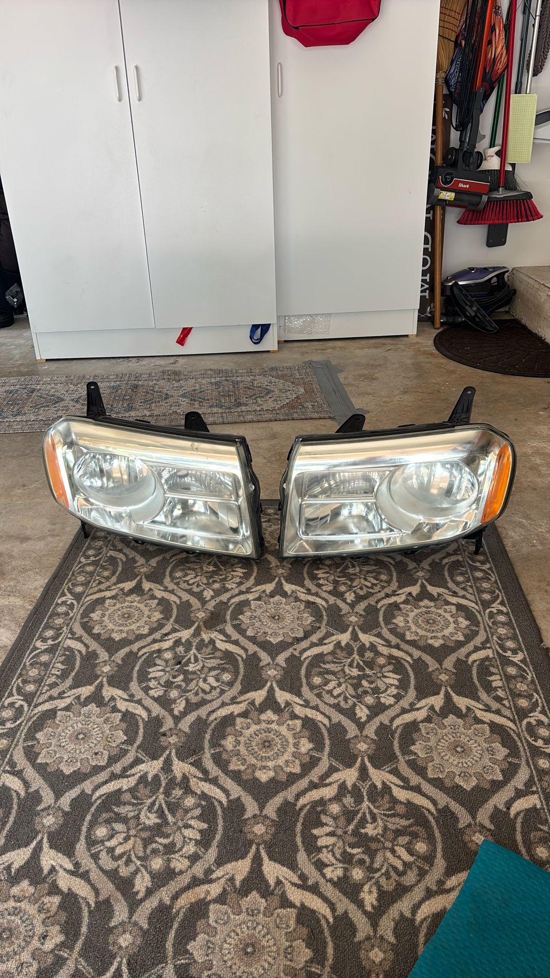 (2) 2012-2015 Honda Pilot Headlamps