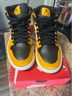 Men’s Air Jordan mid  size 8
