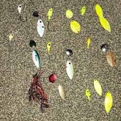 Spinnerbait Lot