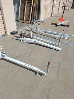 Weather Guard EZGLIDE2 Fixed Drop-Down Ladder Rack for Full Size Vans Model