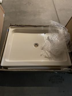 Swiss Madison Voltaire 48 in. L x 36 in. W Alcove Shower Pan Base with Center Drain in Biscuit 