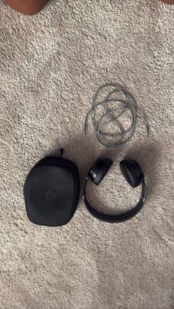 Beats Solo 4
