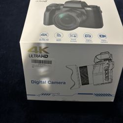 Digital Camera 