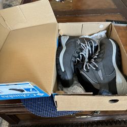 Columbia Newton Ridge Plus Hiking Boots Women’s 7.5
