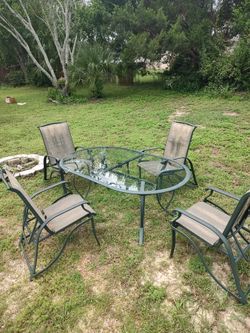 Outdoor Patio Dining Set Table and 4 Chairs