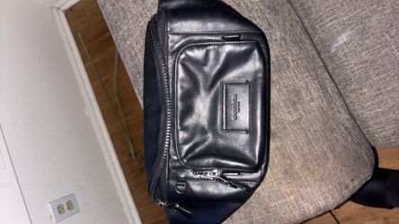 Coach pouch