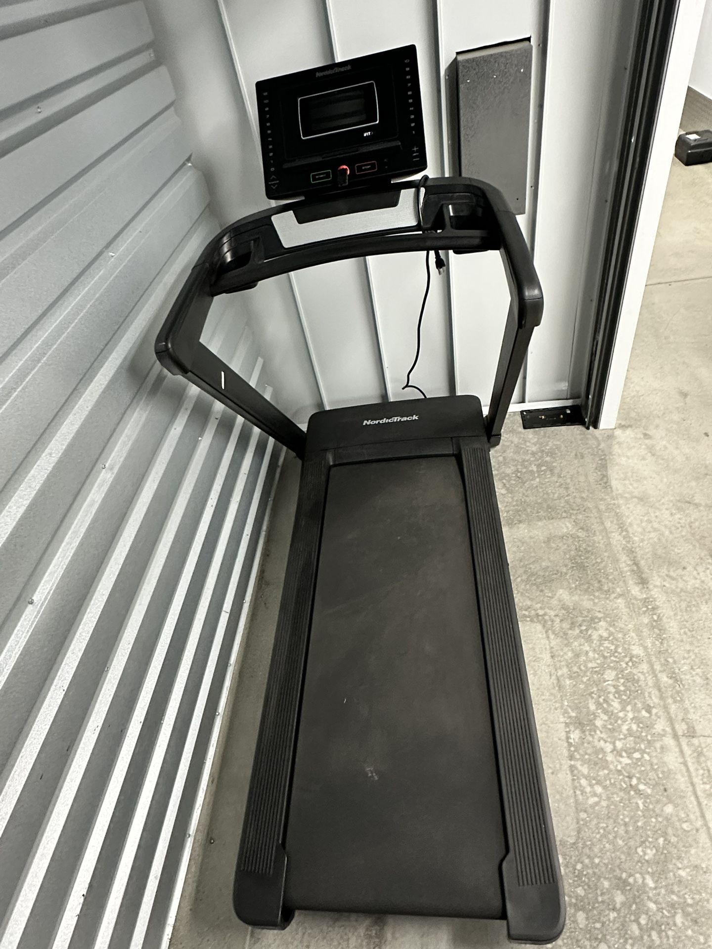 NORDICTRACK EXP 7I TREADMILL