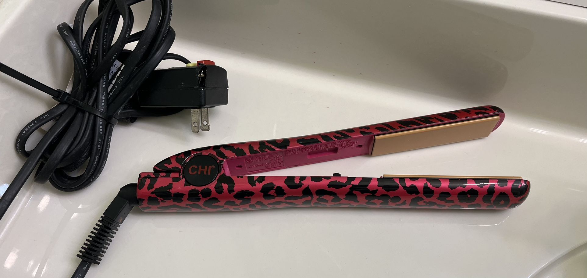 CHI FLATIRON 