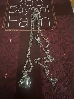 James Avery