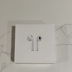 Apple AirPods 2nd Generation with Charging Case - White