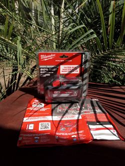 Milwaukee 18 v new battery. High. Output. 8.0 AH lithium