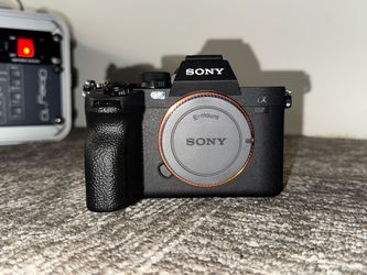 Sony a7iv