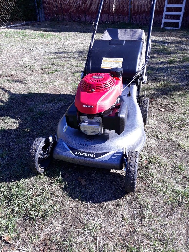 Honda  Lawn Mower  Exc. Condition