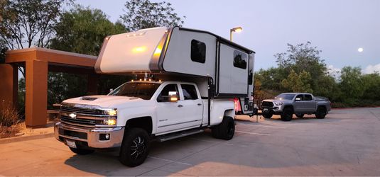 2019 Adventurer Eagle Cap Truck Camper