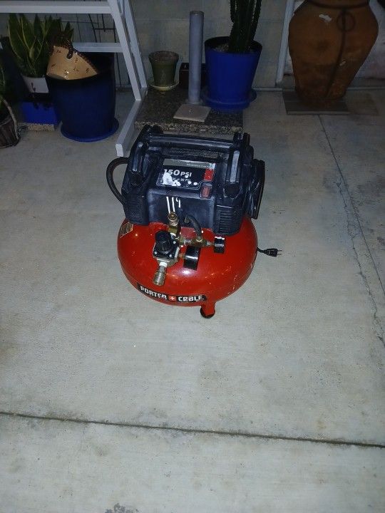 6 Gallons Portable Compressor