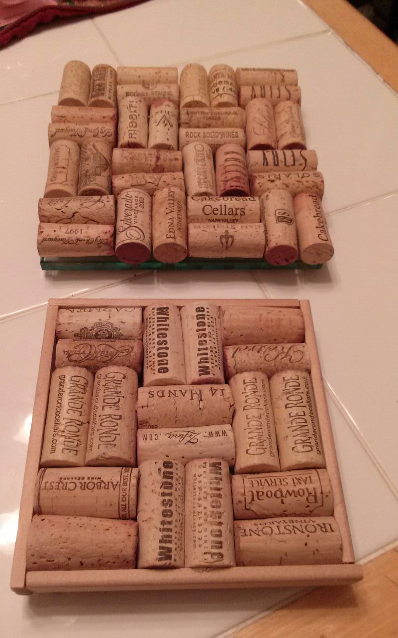 WINE BOTTLE CORK HOT PAD TRIVETS SET 2