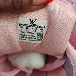 LV’s $650 But I’ll Work With You If Your Serious About Buying 