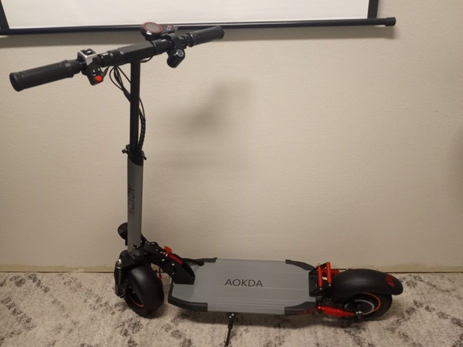 ELECTRIC SCOOTER 