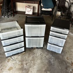 Plastic Storage drawers 