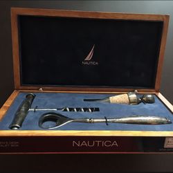 Beautiful Vintage Silverplated NAUTICA Wine Bar Walnut Gift Box Set