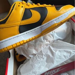 Nike low Dunks (GOLDENROD)