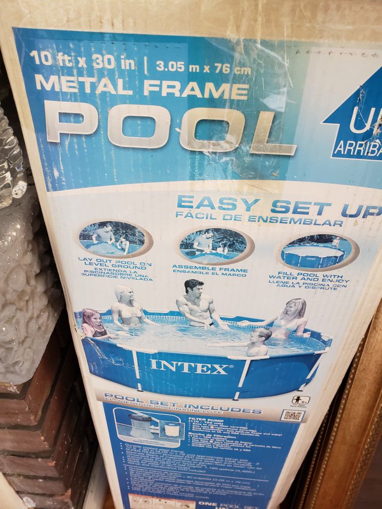 Pool inflatable very cheap