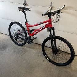 Schwinn Rocket 28 Speed Mountain Bike