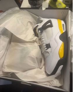 Jordan retro 4 size 12