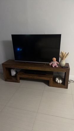 Tv table