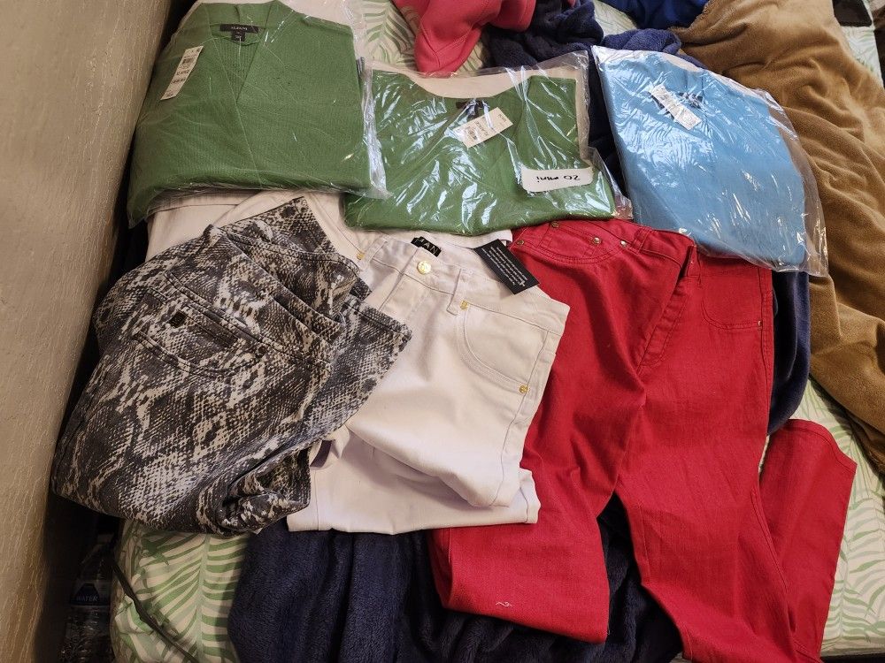 3 Big Box Full Of Name Brand Clothes 