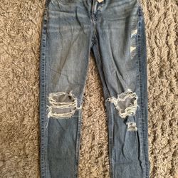 American Eagle Outfitters Light Blue Distressed Skinny Jeans