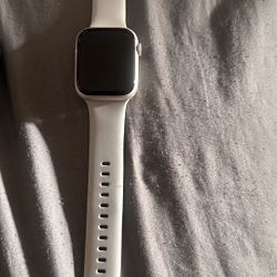 Apple Watch Series 7 45mm Gps + LTE