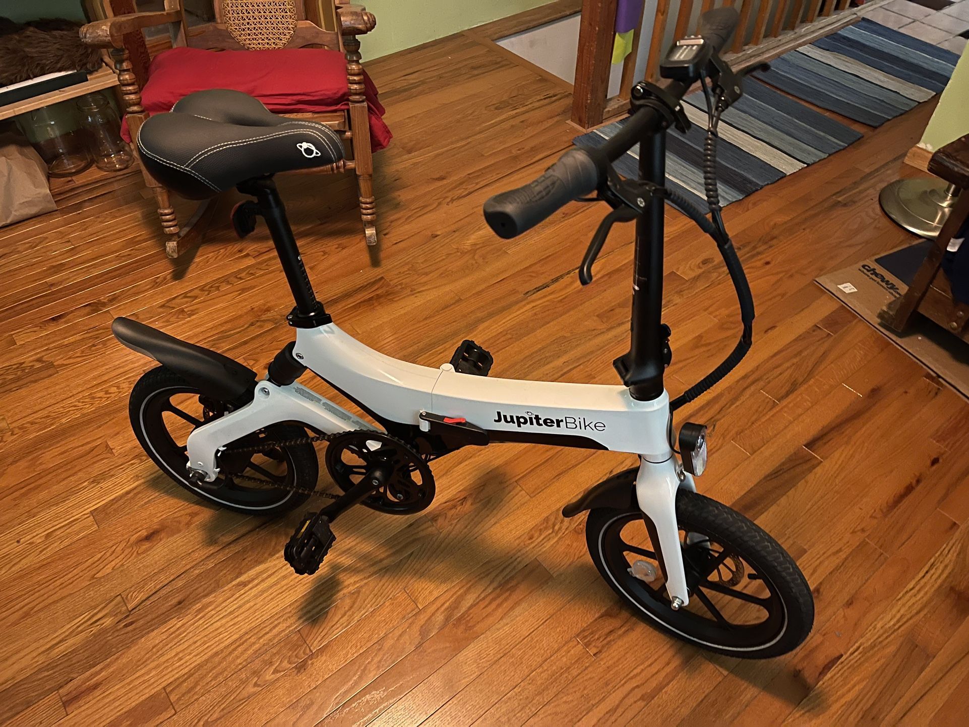 Brand New* Jupiter Bike Discovery X5 350W Pedal Assist eBike