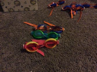 Kids goggles for the pool