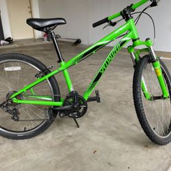 Specialized Hotrock Kids Bike 24 in