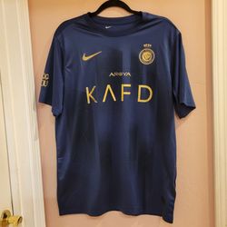 Nike Al-Nassr  23/24 Away Jersey Ronaldo #7 Navy Blue Gold Soccer Shirt Men's XXL.  Pre-owned, very good shape, please see photos. 
Size XXL, Arm pit 