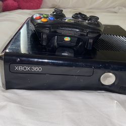 Xbox 360 W Controller And Lots Of Games $100