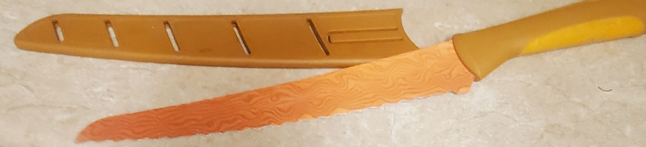 2 KNIVES