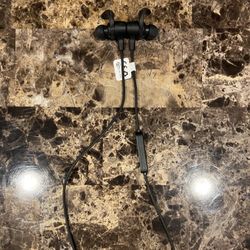 Aukey Wireless Bluetooth Earbuds Headphones