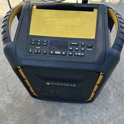 Ecoxgear speaker 70 obo
