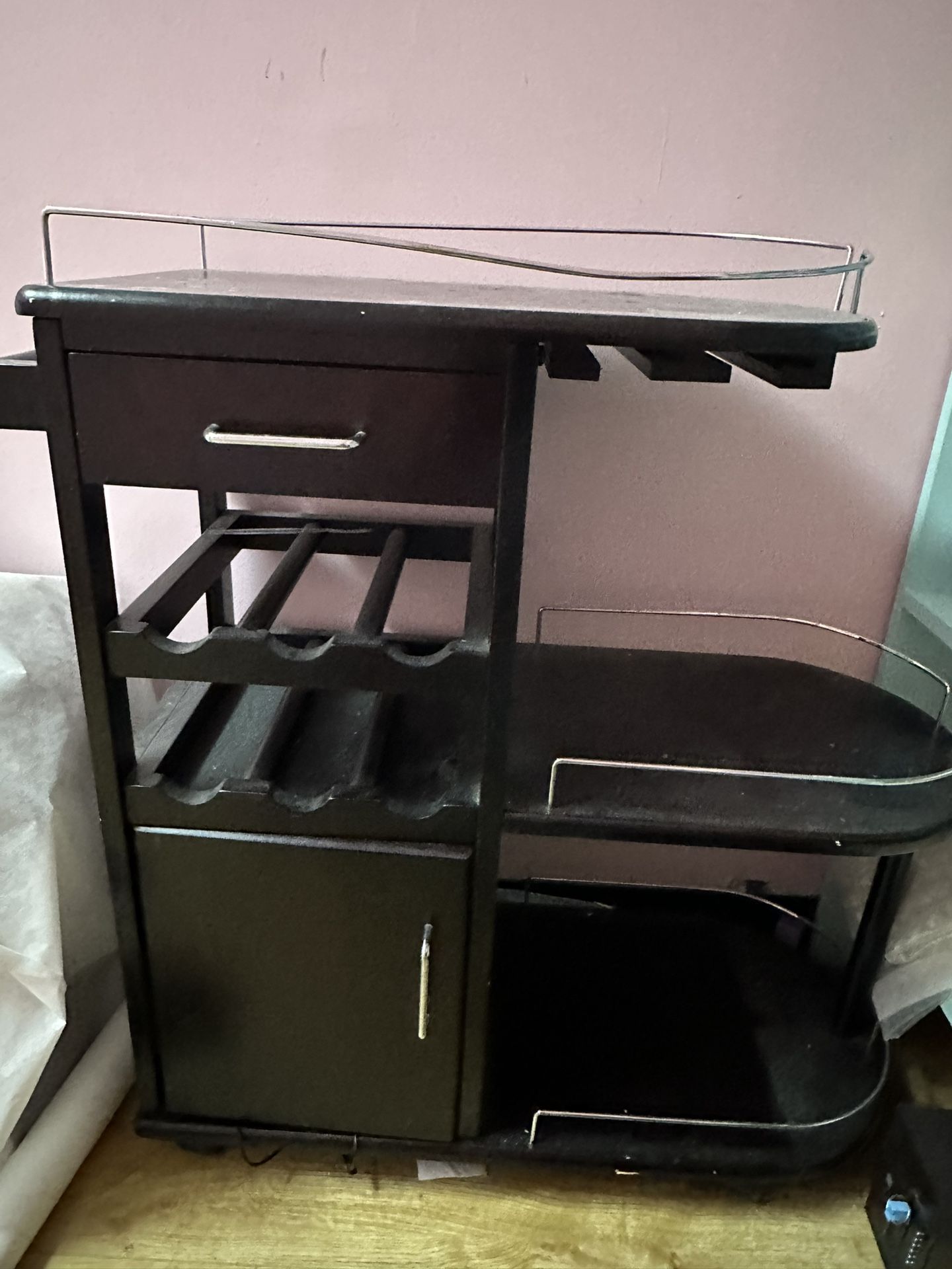 Ergode Jimmy Entertainment Cart