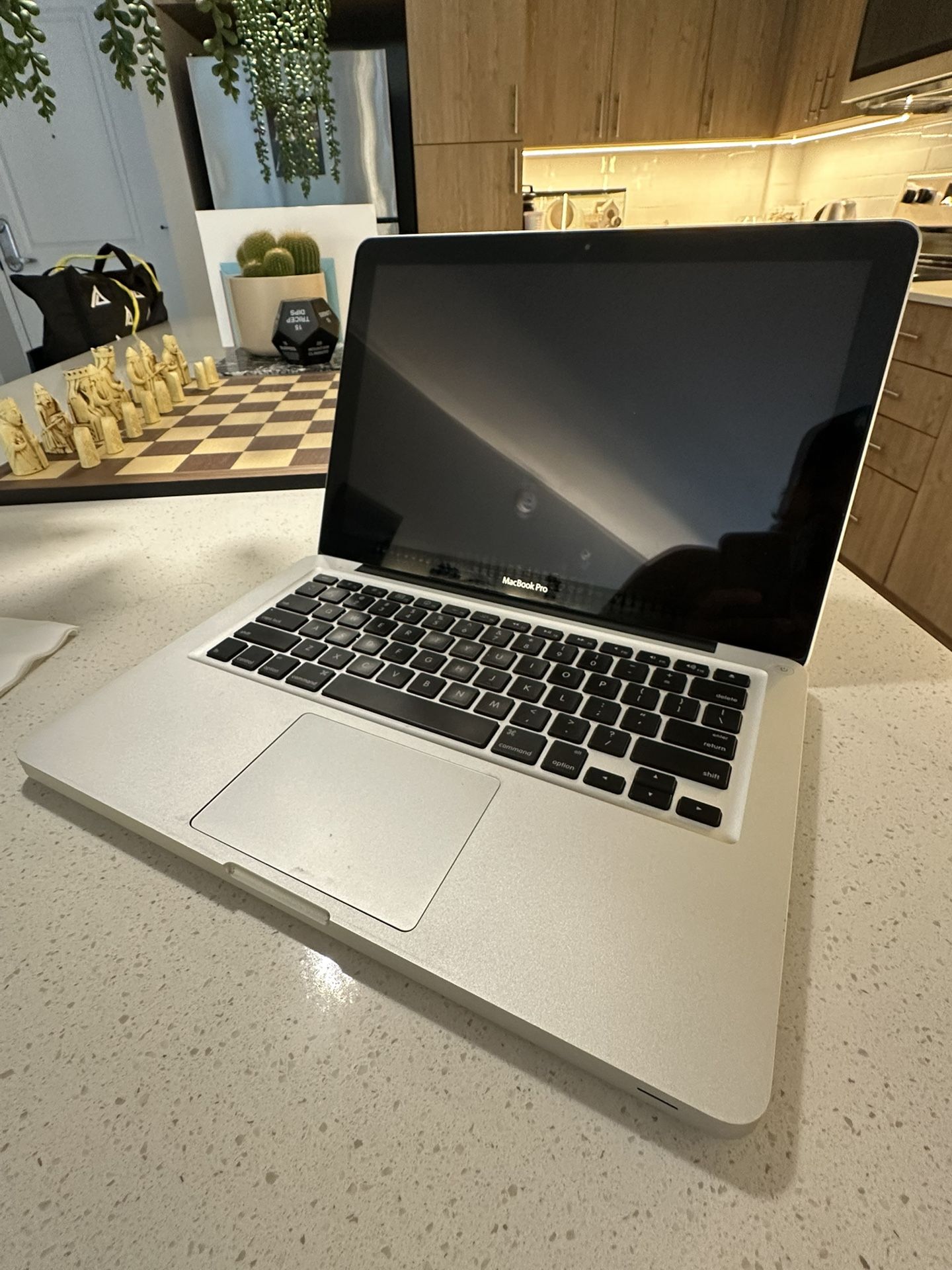 MacBook Pro - $100