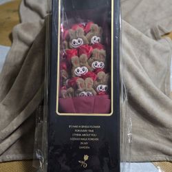 Labubu rose bouquet in gift box